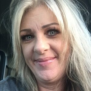 Meet your Posher, Gina